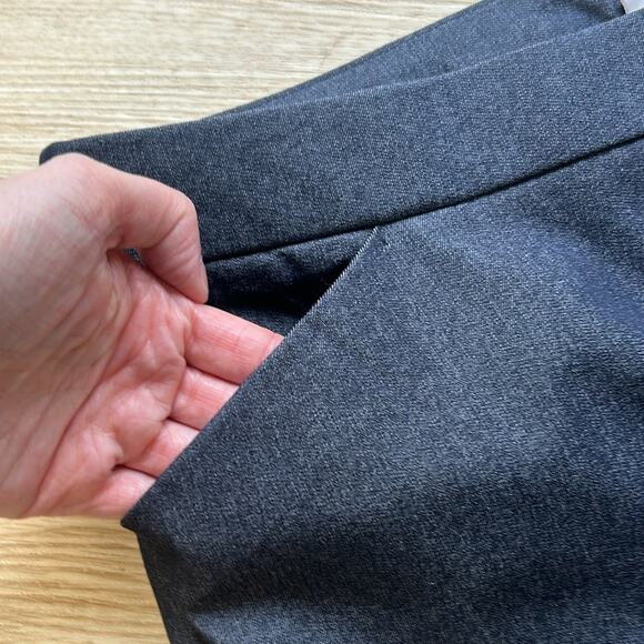 Chico's Secret Stretch Straight Leg Trousers Workwear Pants Basic Garfield Rinse - Picture 7 of 8